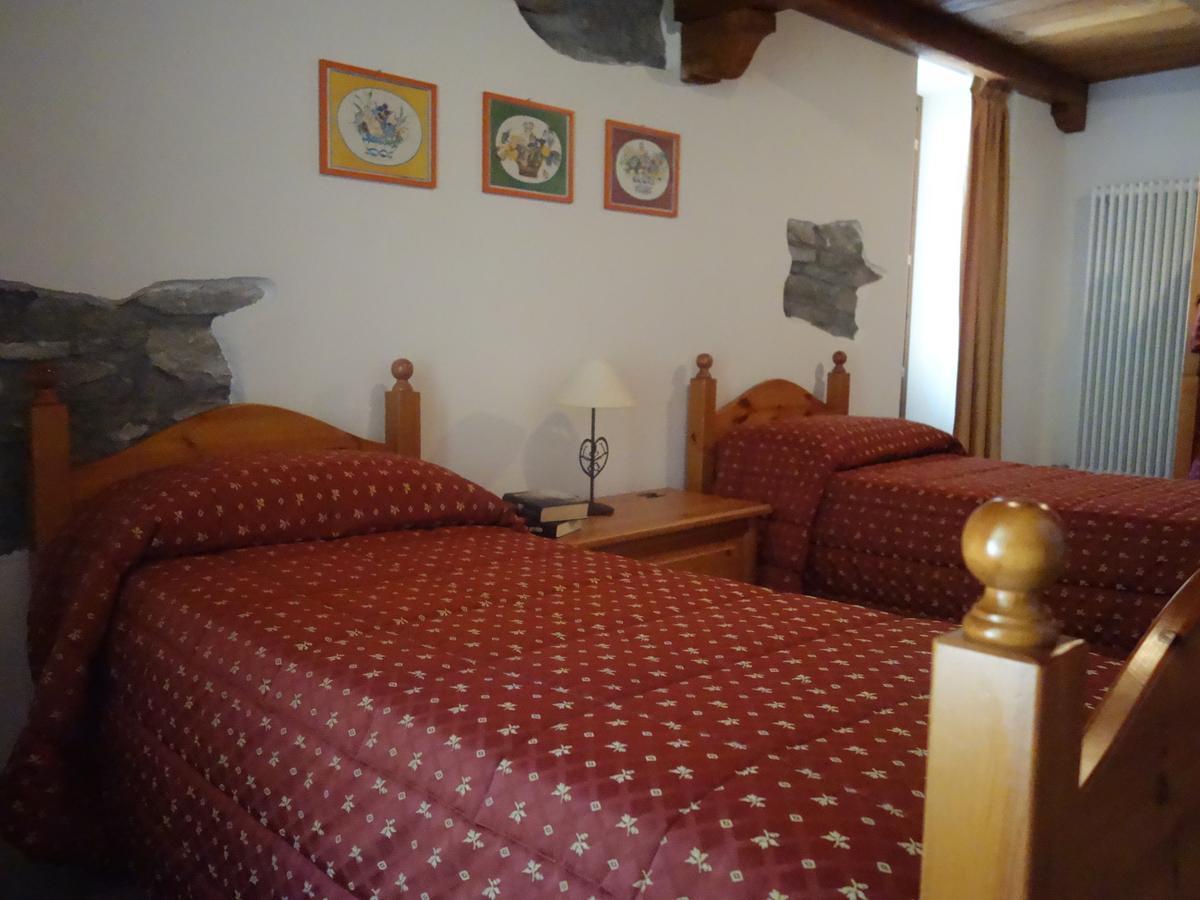 Auberge Lou Creton Di Lui Hostel Pontboset Екстериор снимка